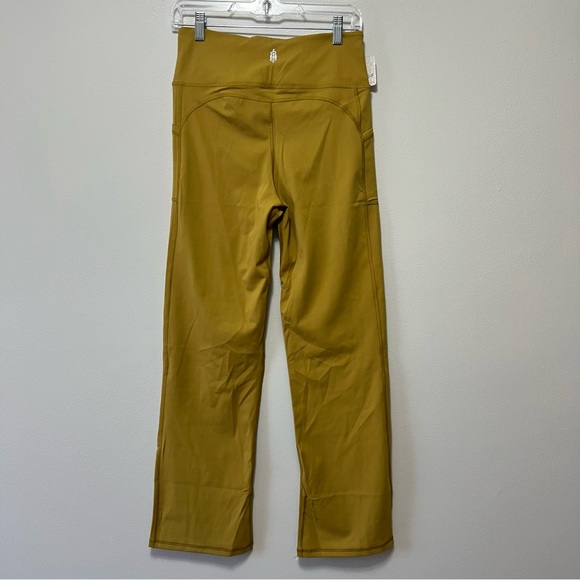 ❌SOLD ON DEPOP❌Free People Movement crossover flare leggings - Picture 3 of 6